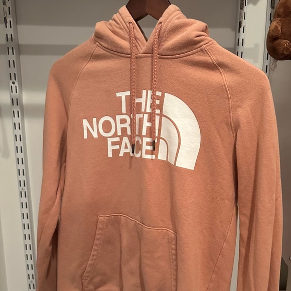 The North Face Women’s Half Dome Pullover Hoodie - Picture 2 of 3